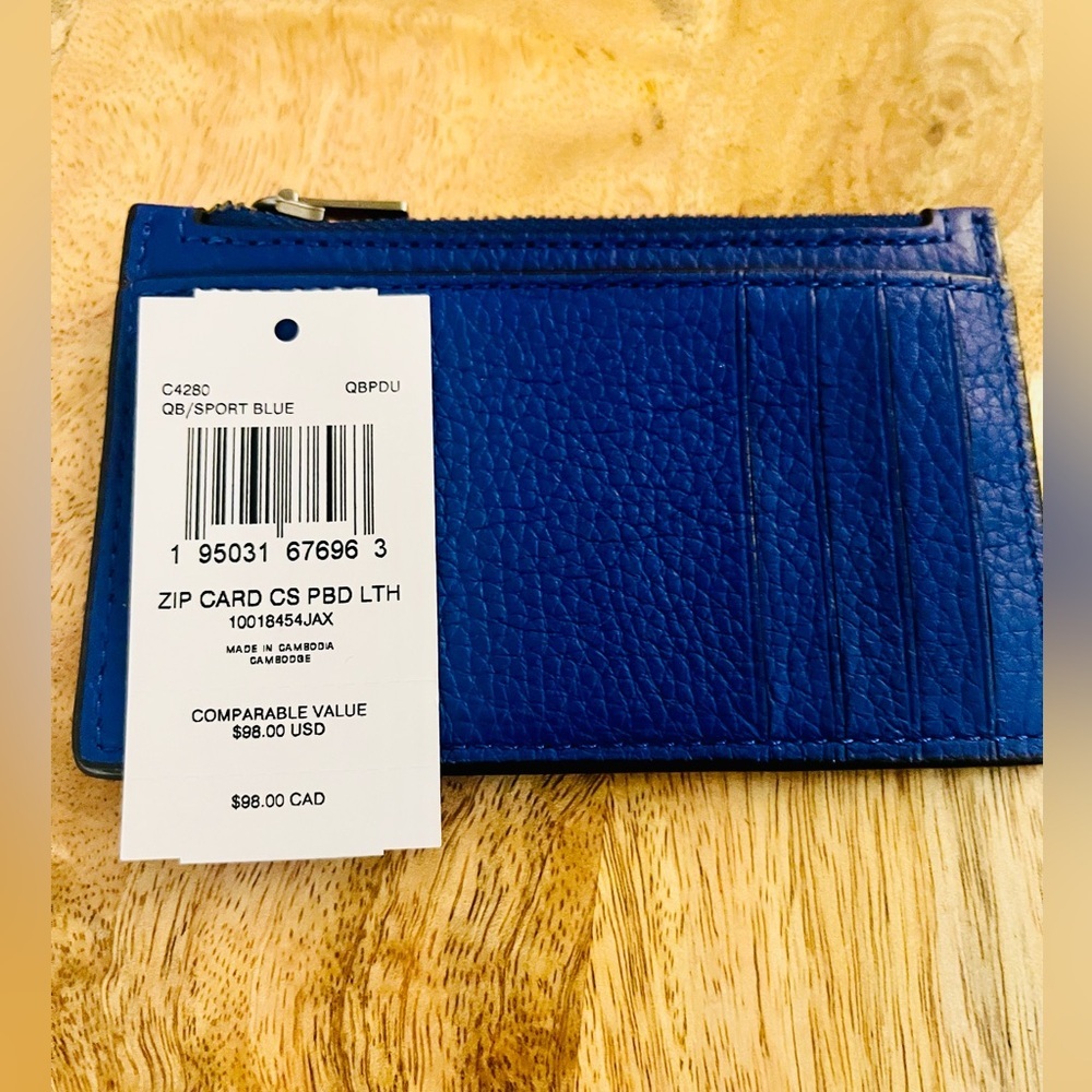 NWT Coach Zip Card Case with style number C4280 in Sport Blue and Dust Bag. - Picture 8 of 9